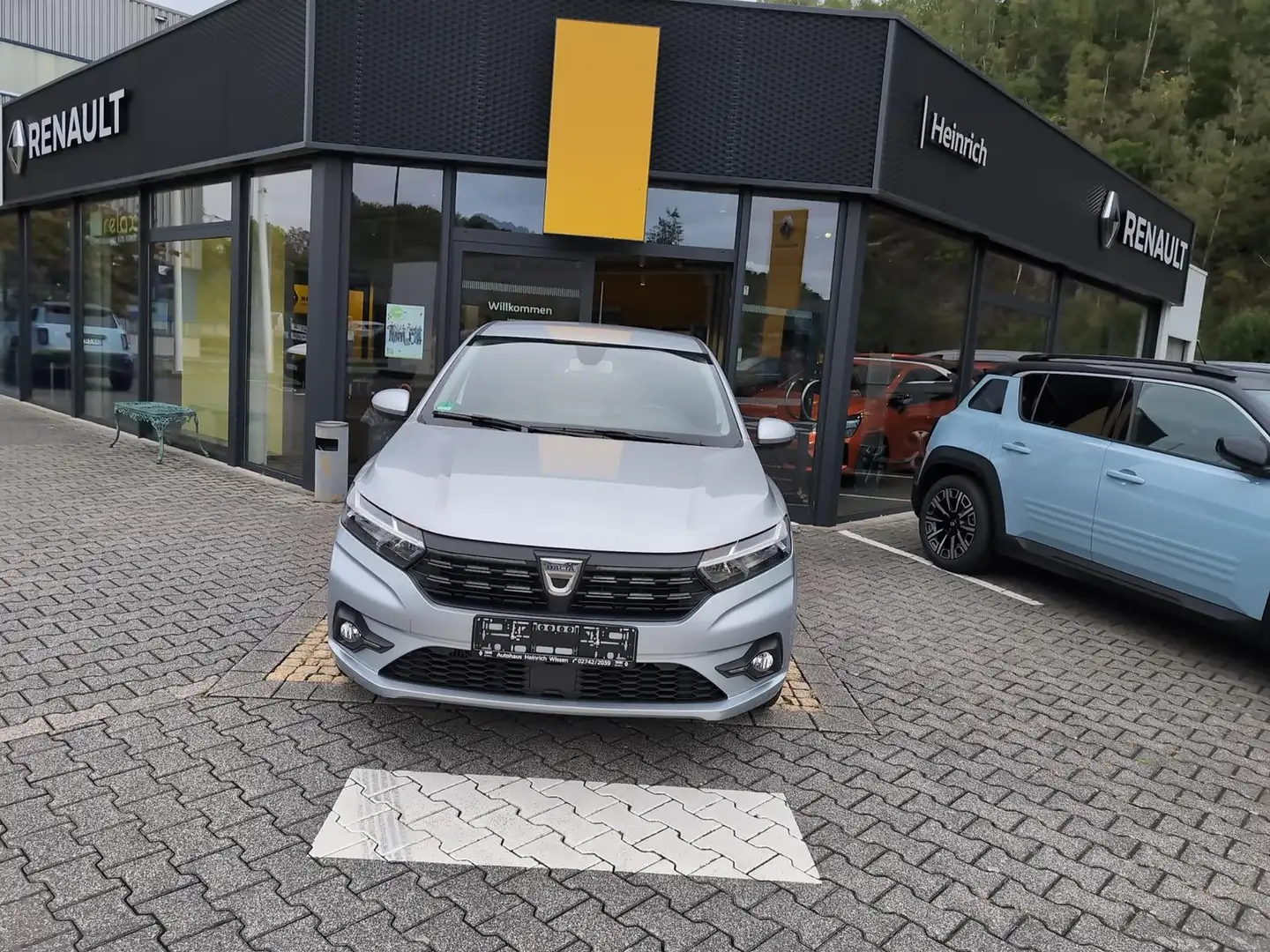 Dacia Sandero III Comfort TCe 100 ECO-G PDC klima Gris - 1