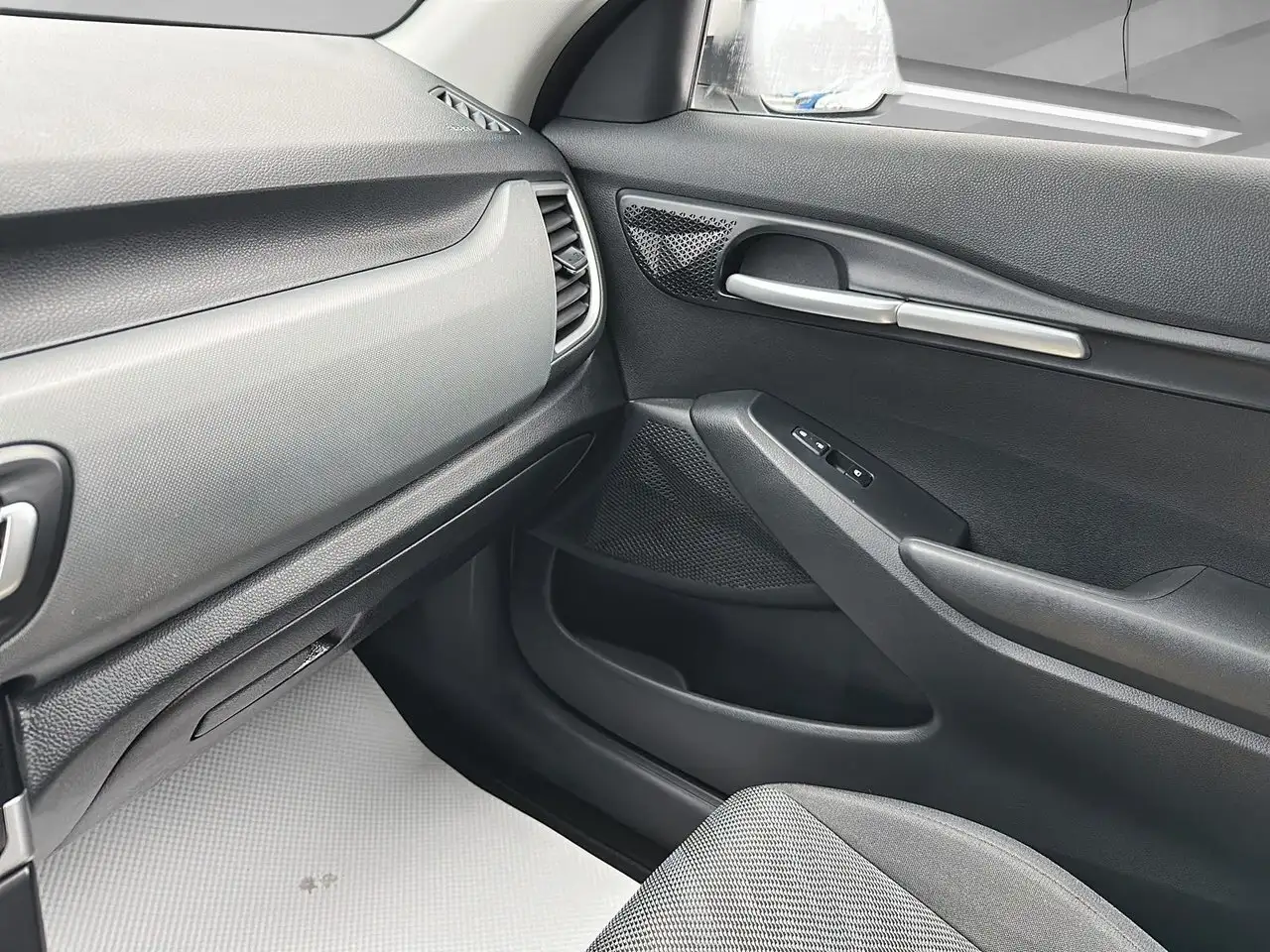 Kia Seltos снимка Kia Seltos