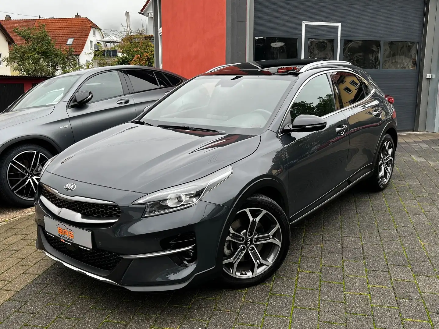 Kia XCeed Xdition*NAVI*PANO*KAM*LED*AHK* Grau - 1