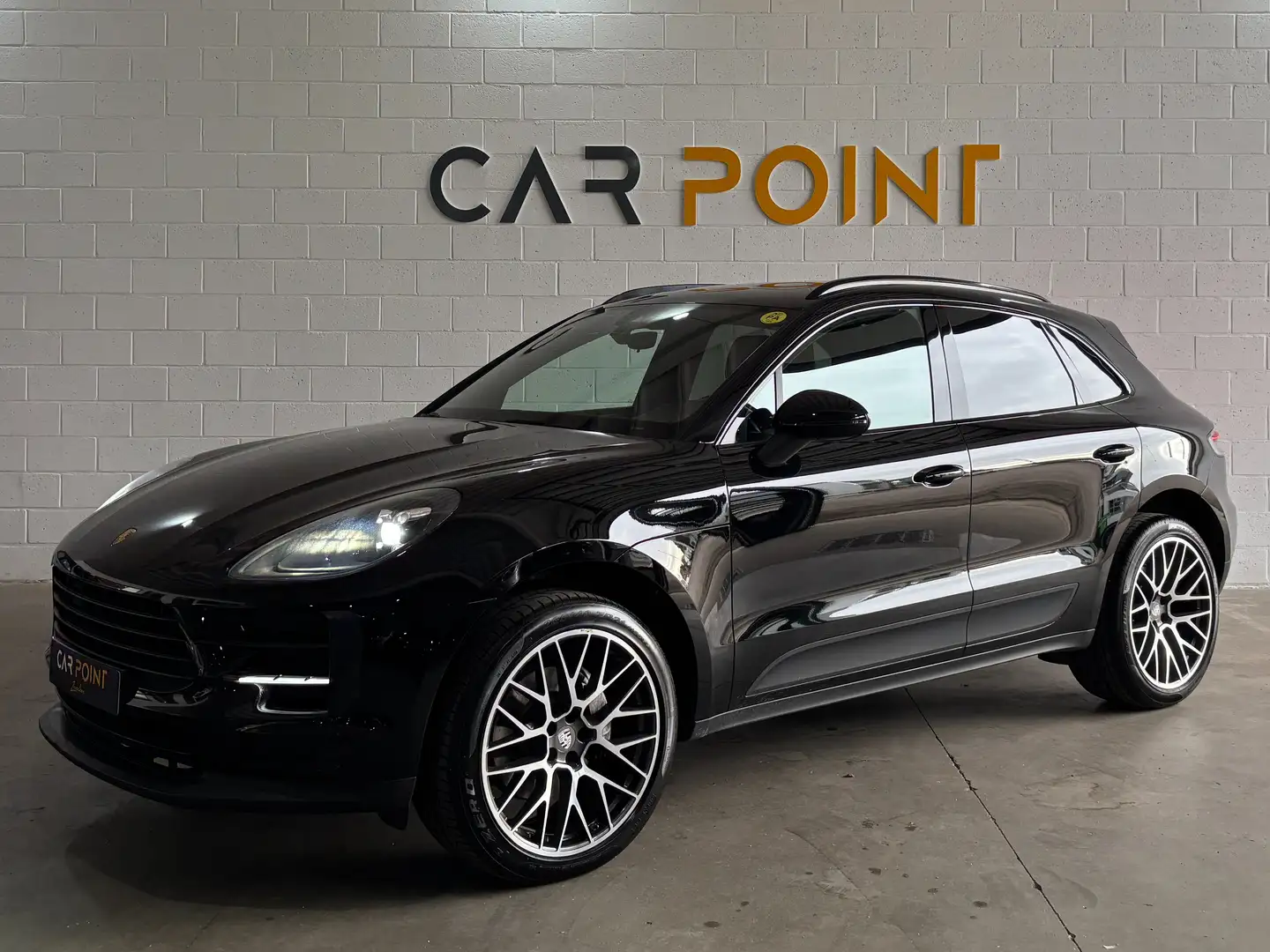 Porsche Macan 2.0 Turbo PDK - CARPLAY - PANO Fekete - 1