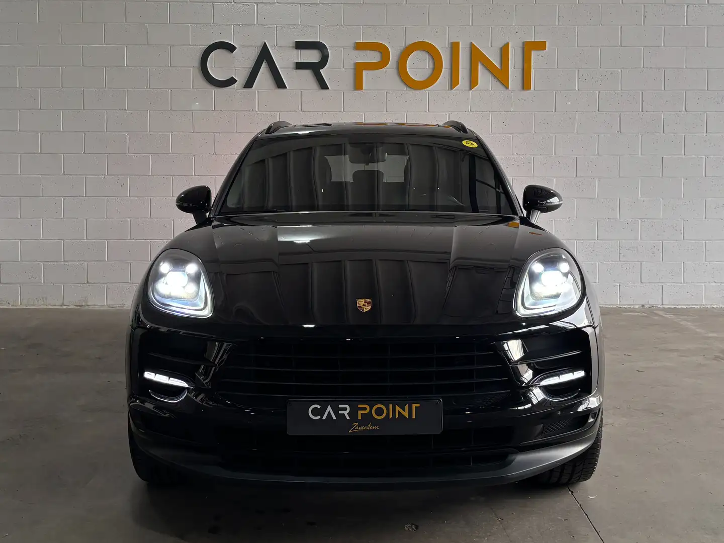 Porsche Macan 2.0 Turbo PDK - CARPLAY - PANO Fekete - 2