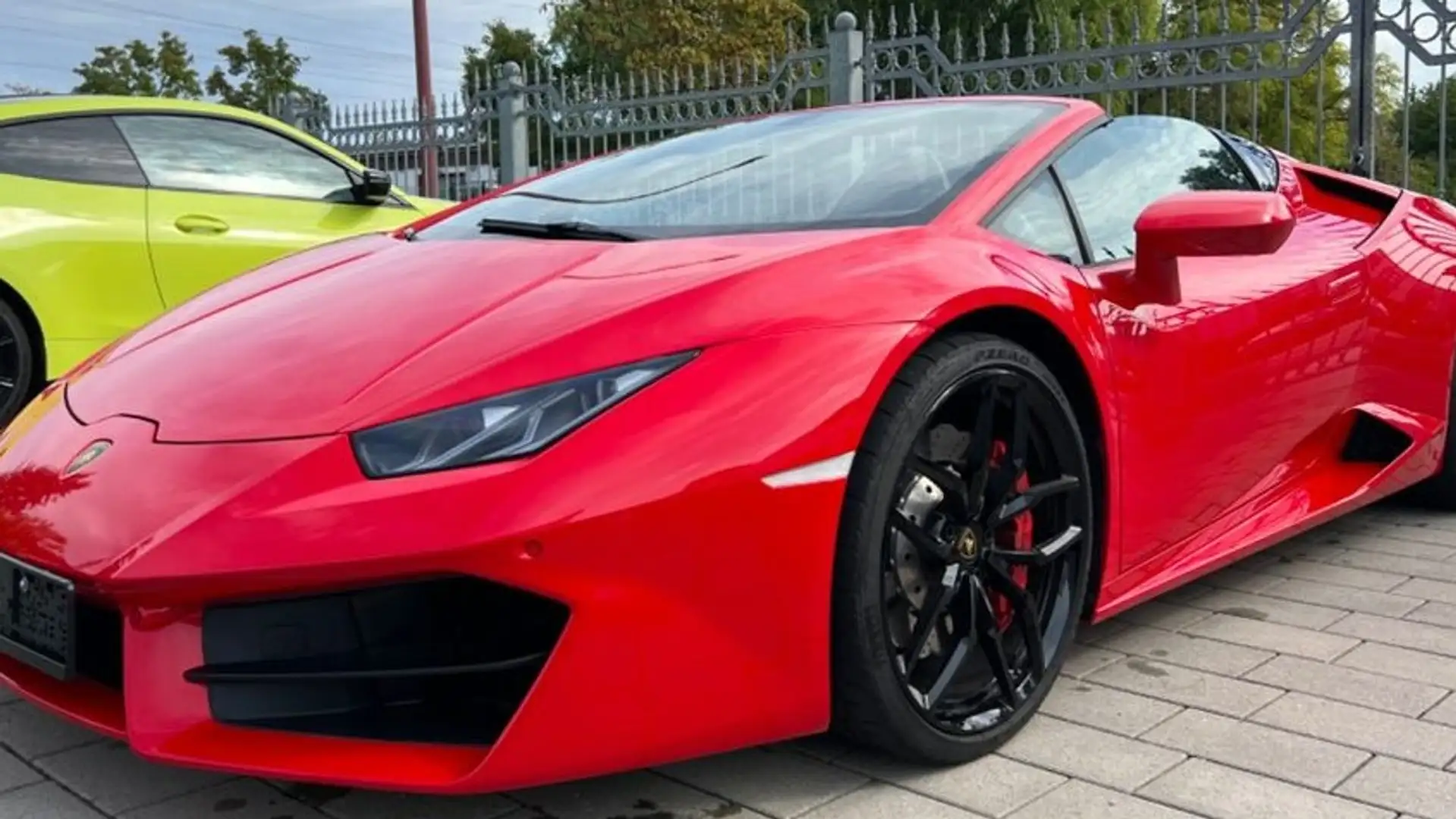 Lamborghini Huracán LP 580-2 Spyder Roşu - 2