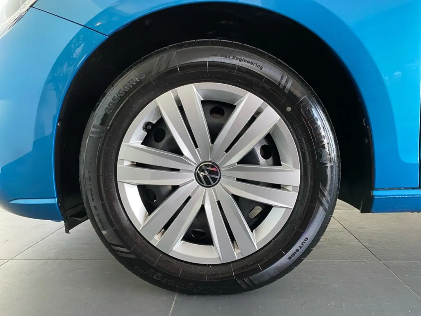 Volkswagen Caddy Maxi 2.0 TDI DSG California +PANO+STHZ+AHK Bleu - 2