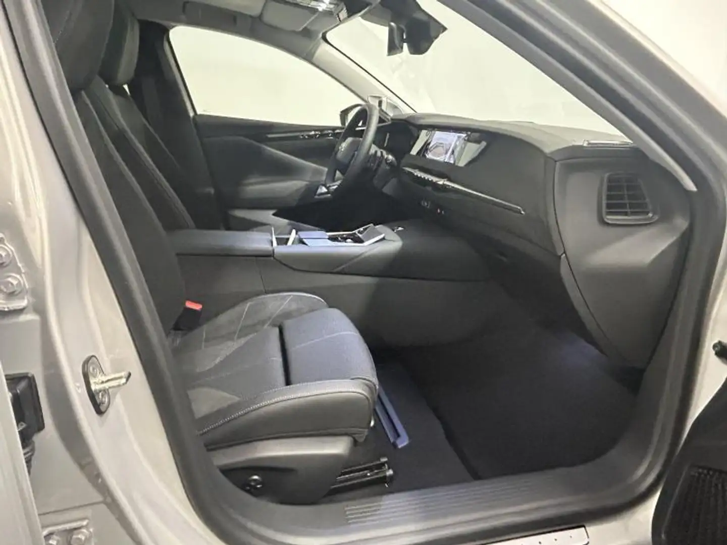 DS Automobiles DS 4 ETOILE Gold - 2