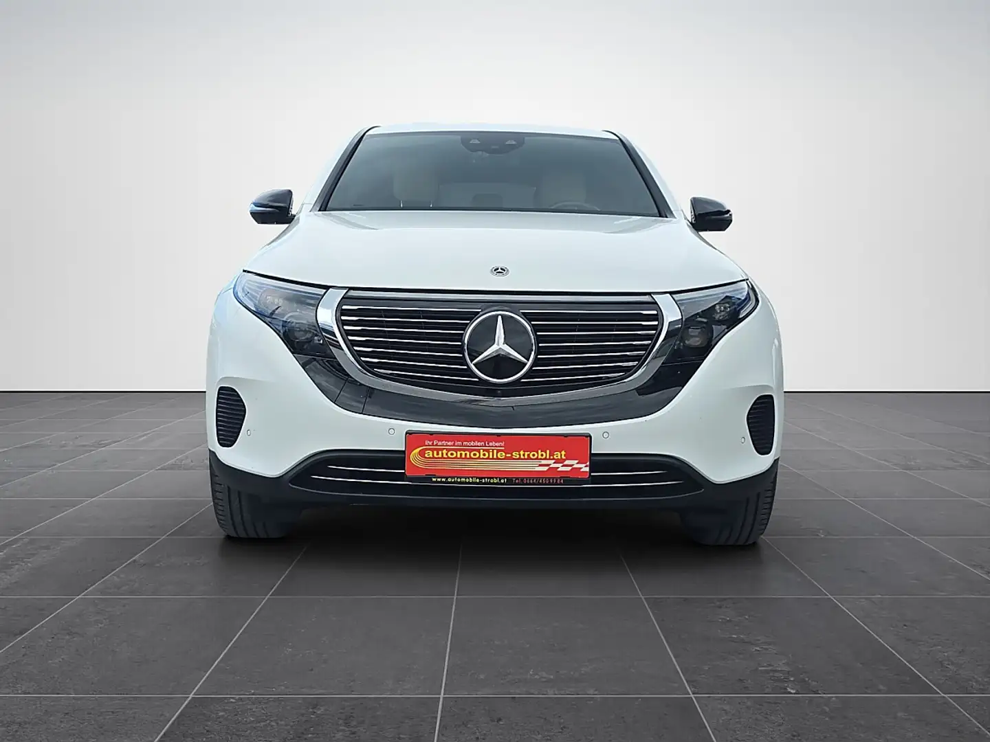 Mercedes-Benz EQC 400 4MATIC *Multibeam*Headup*Virt.C*GARANTIE* Weiß - 2