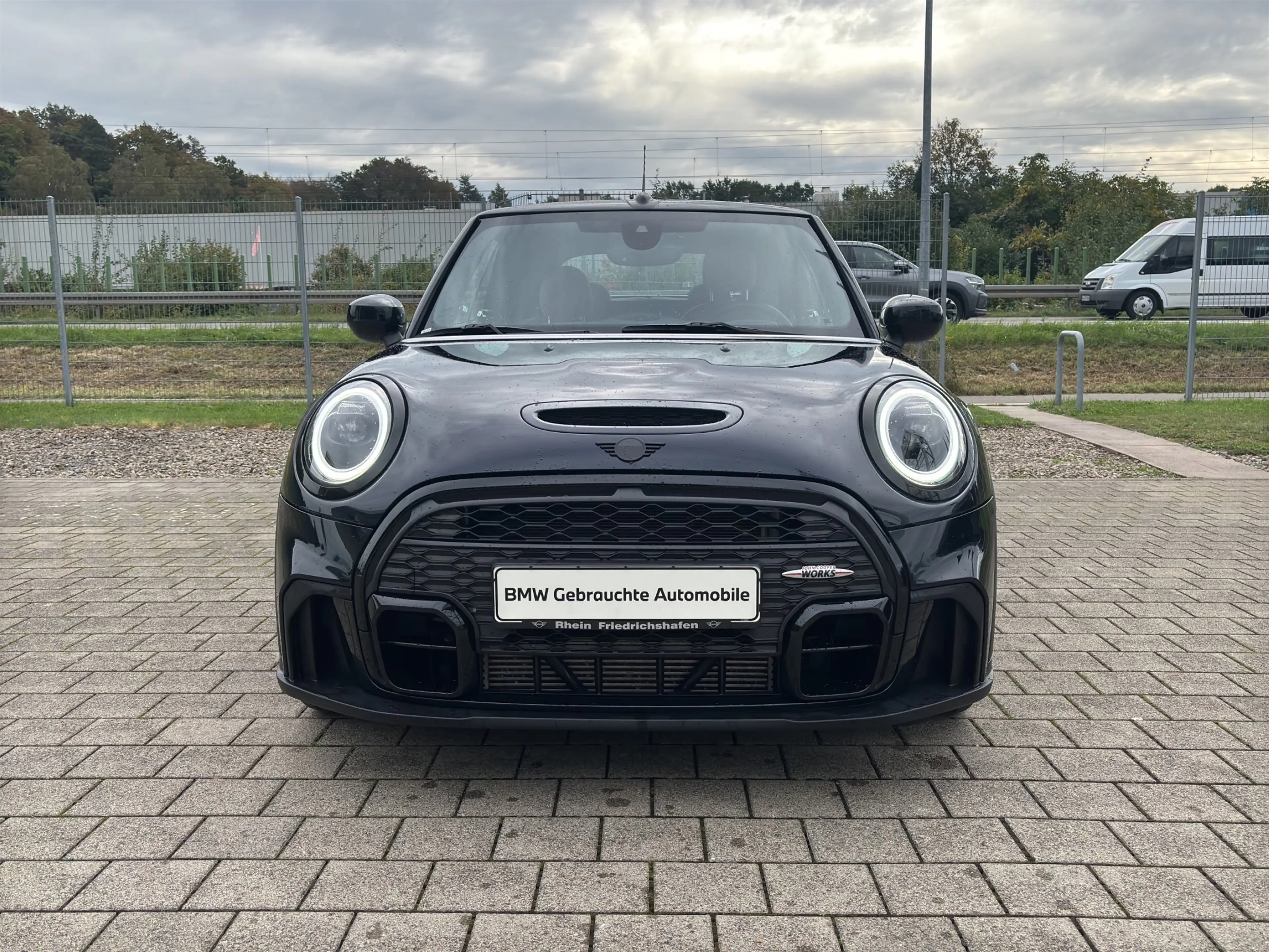 MINI Cooper S Cabrio JCW Trim Komfortzug. DrivingAs. — photo 5