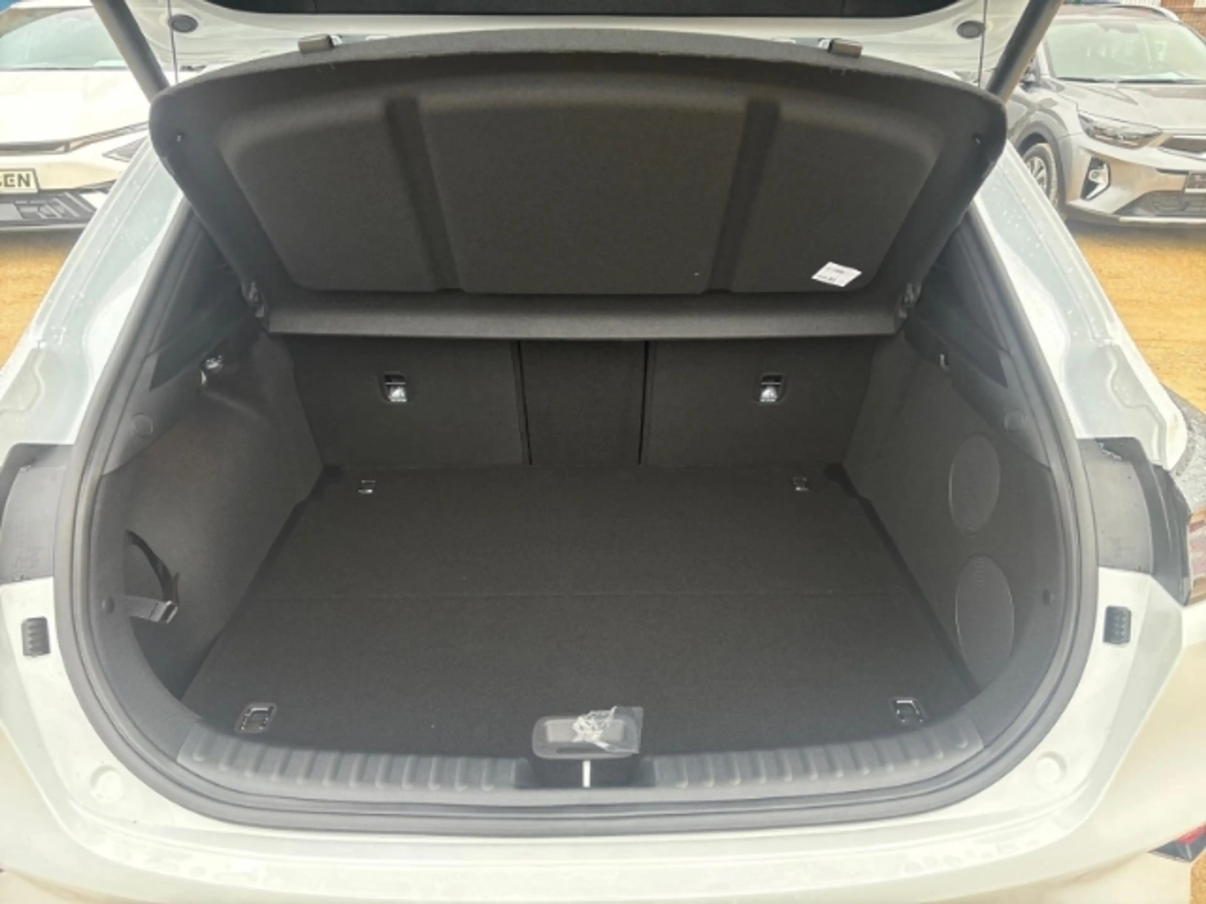 Kia XCeed GT-ine 1.5T Navi/Kamera/CarPlay/Sitzheizung — photo 9