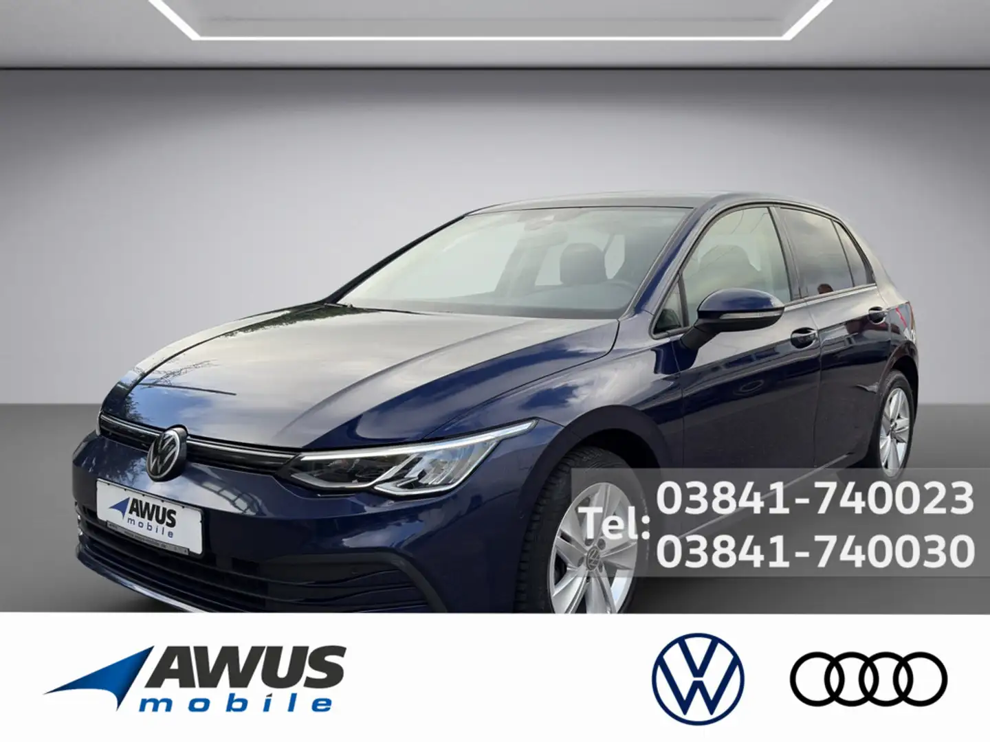Volkswagen Golf VIII 1.0TSI Life Blau - 1