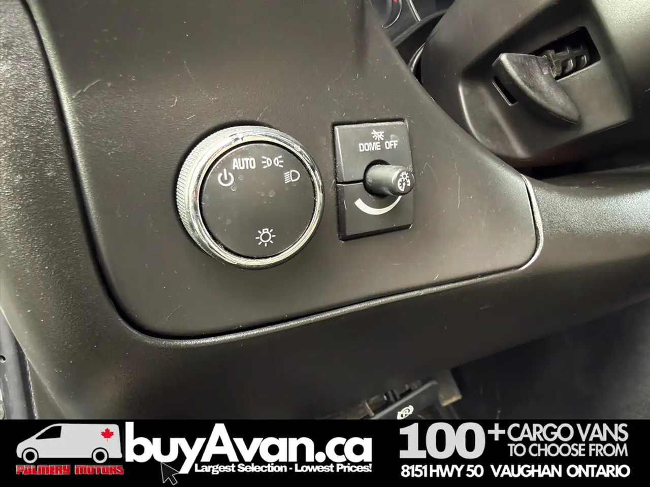 GMC Savana снимка GMC Savana