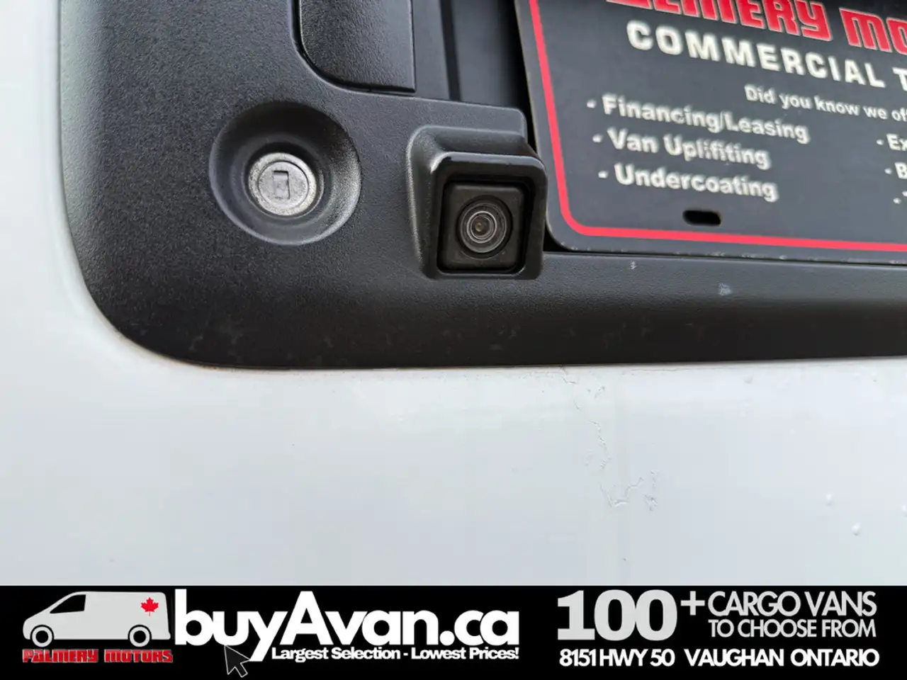 GMC Savana снимка GMC Savana