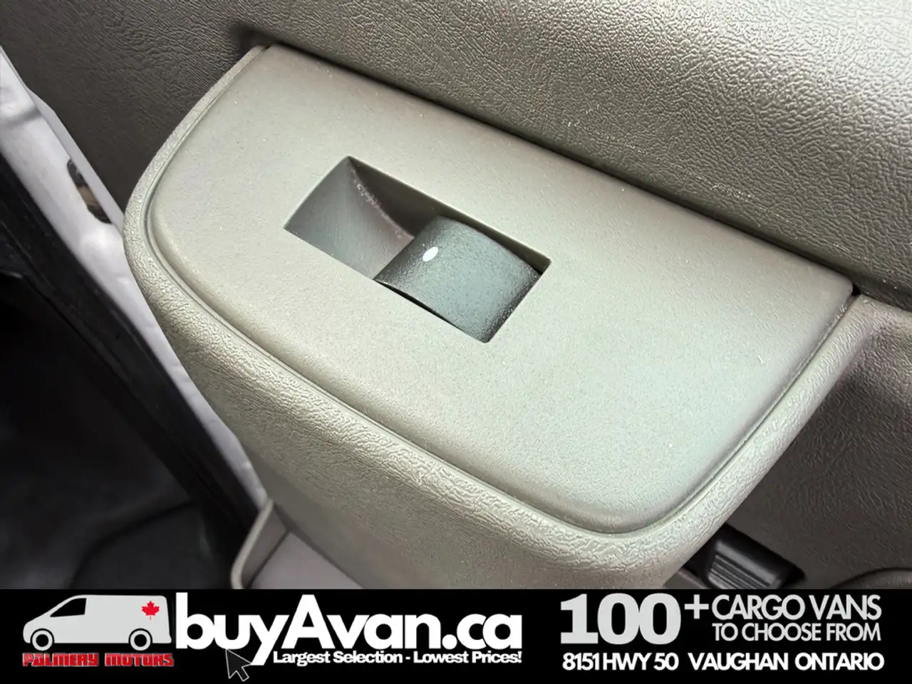 GMC Savana снимка GMC Savana