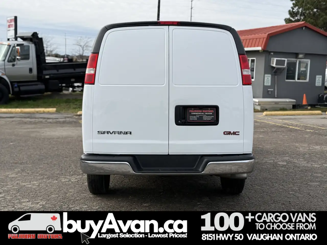 GMC Savana снимка GMC Savana