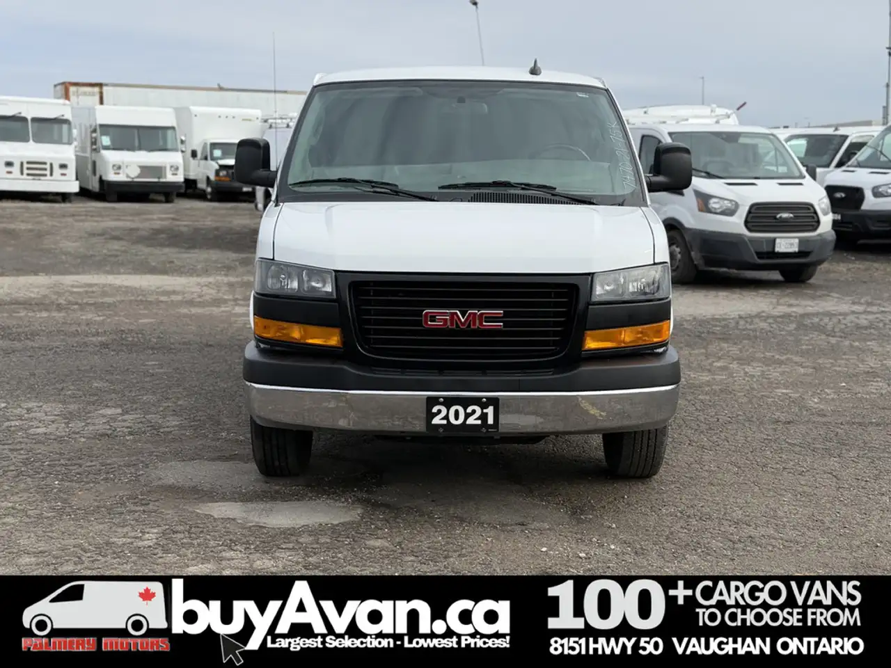 GMC Savana снимка GMC Savana