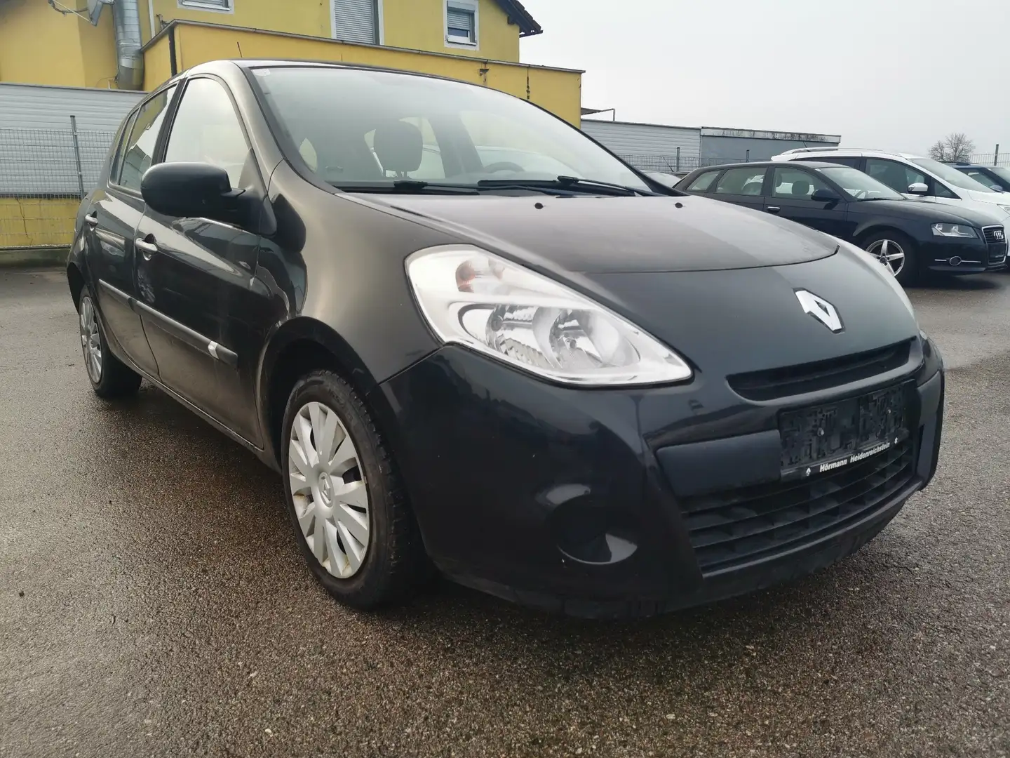 Renault Clio Clio Dynamique 1,2 16V Dynamique Schwarz - 2