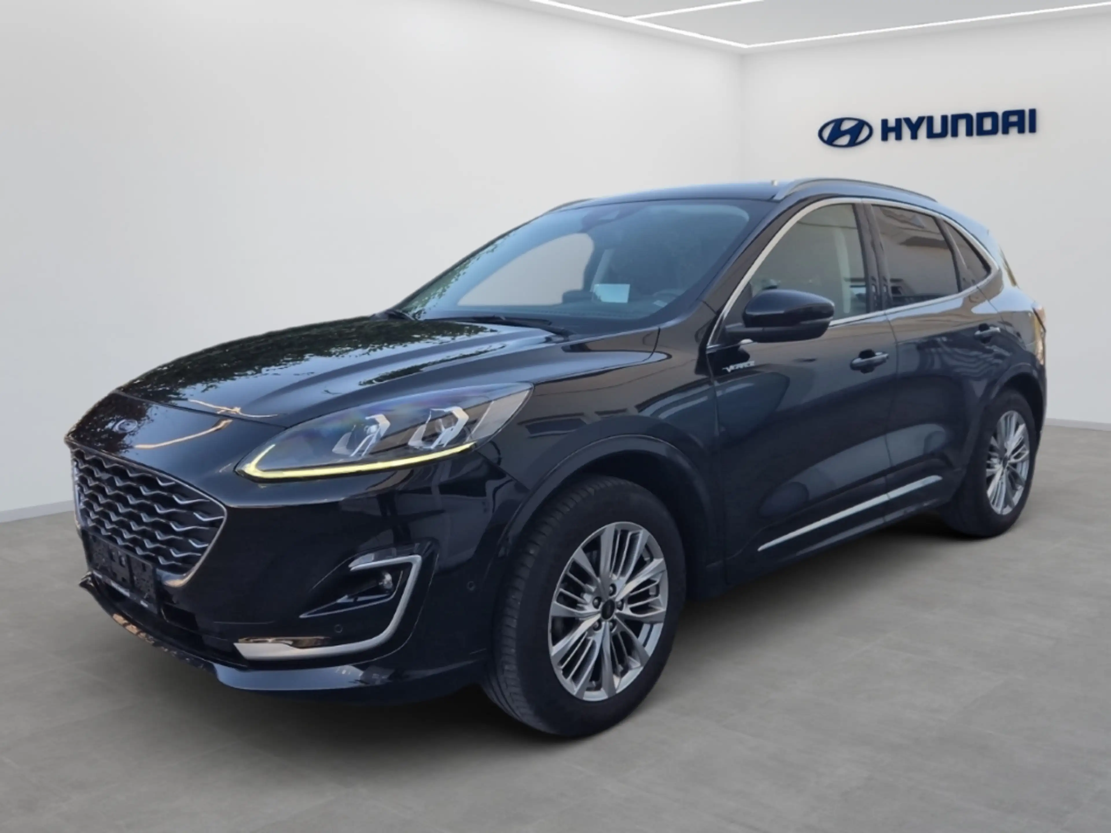 Ford Kuga 2.5 Duratec Hybrid FHEV Vignale