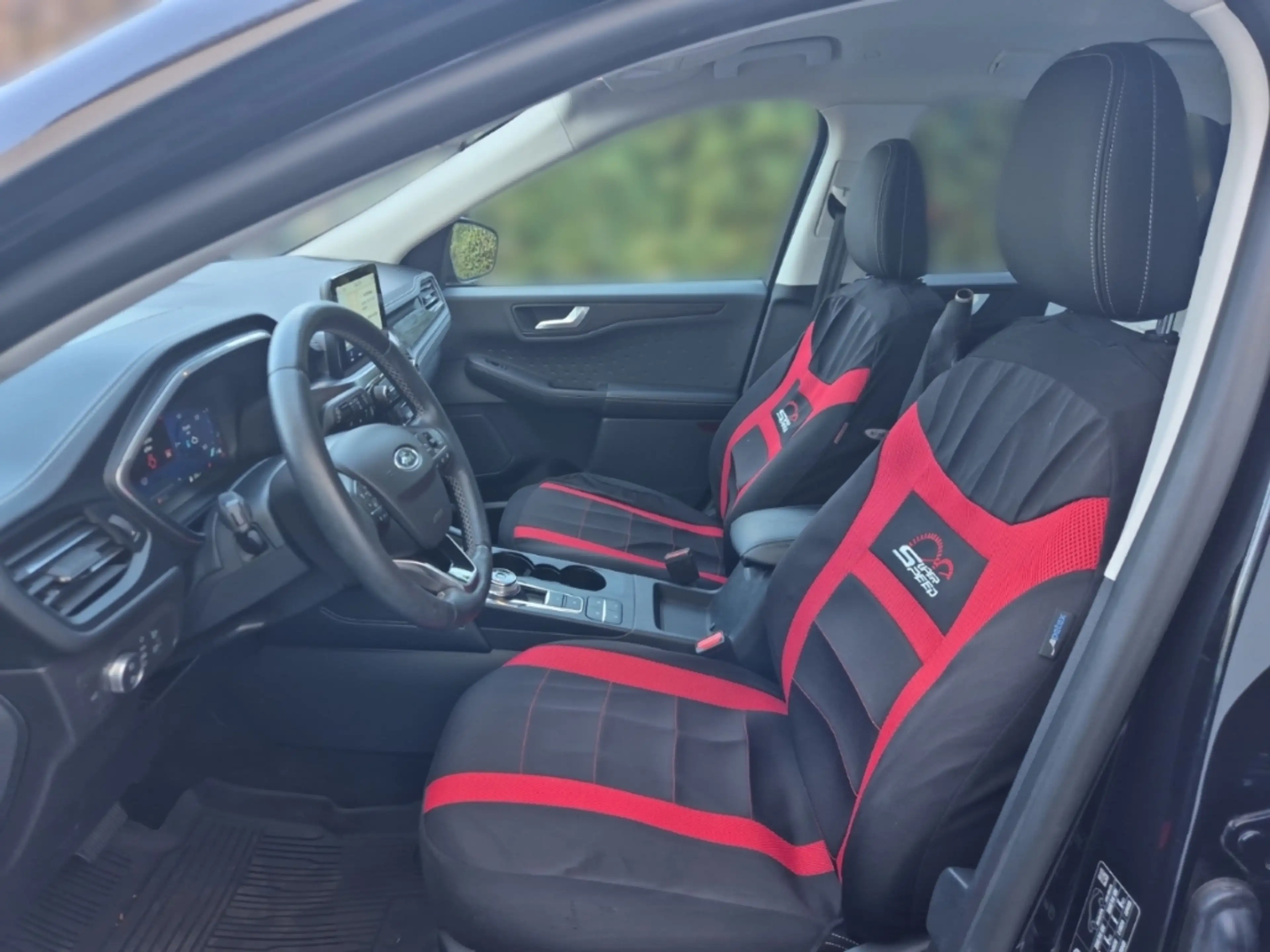 Ford Kuga 2.5 Duratec Hybrid FHEV Vignale — photo 8