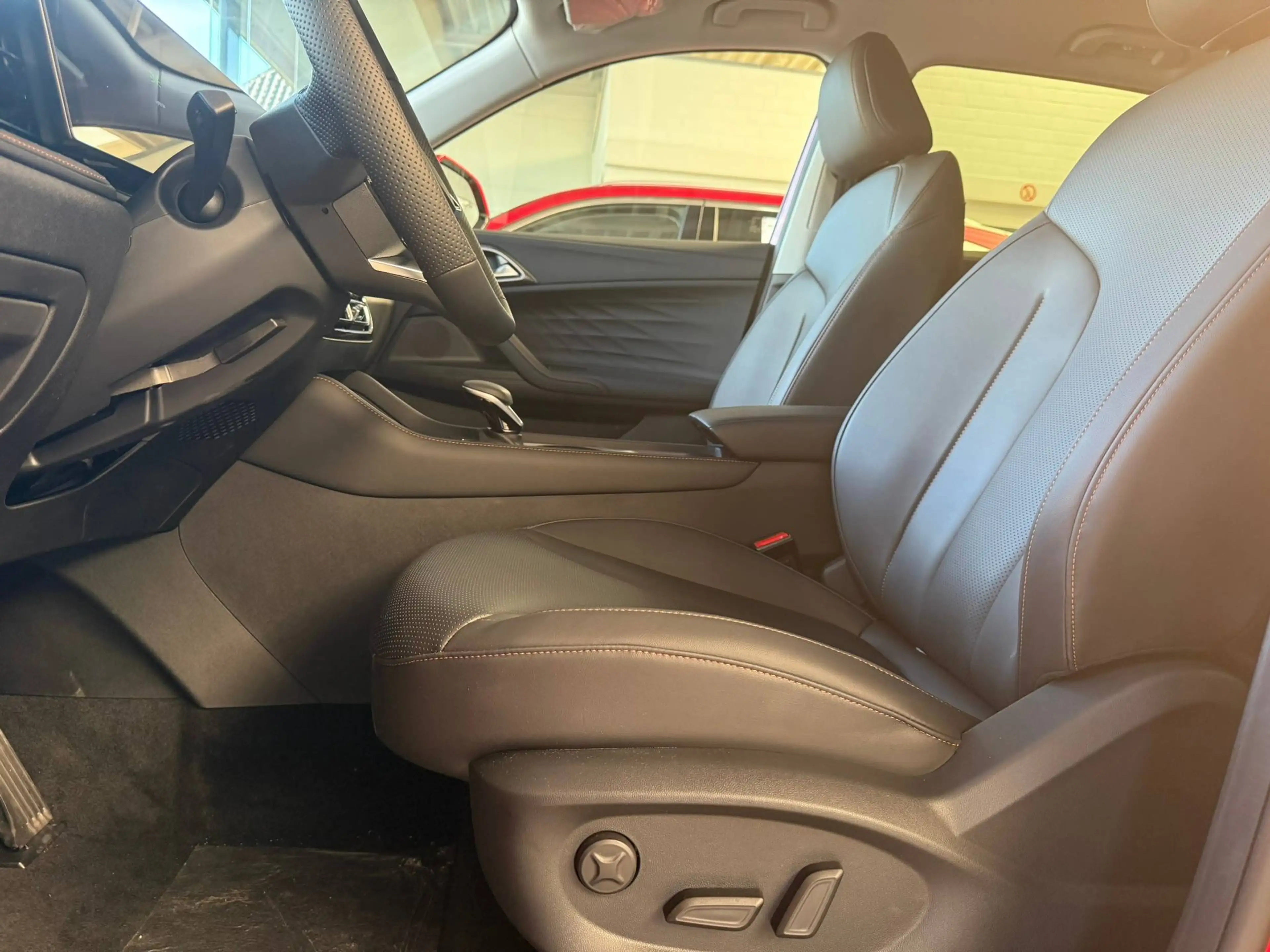 MG HS Hybrid+ LUXURY 105kw 224pk - TOPAANBOD — photo 4