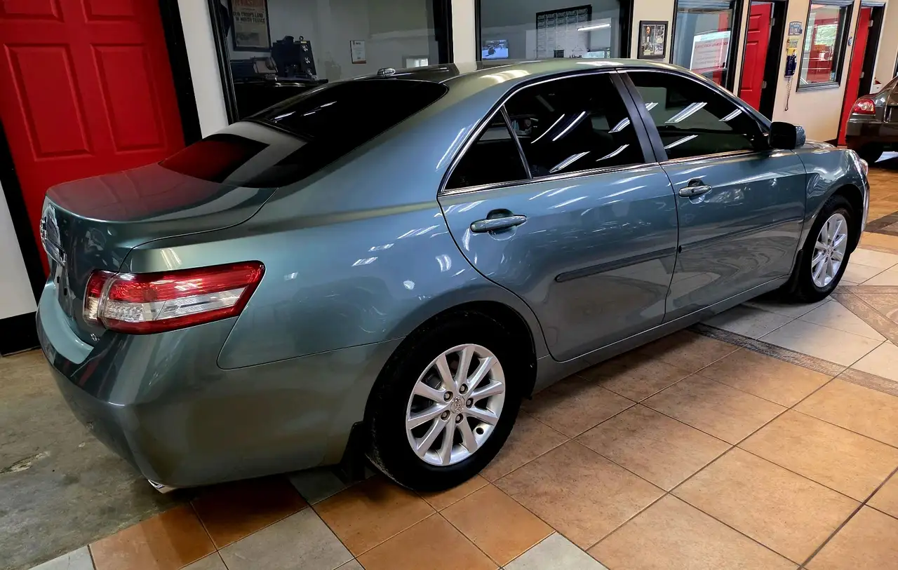 Toyota Camry снимка Toyota Camry