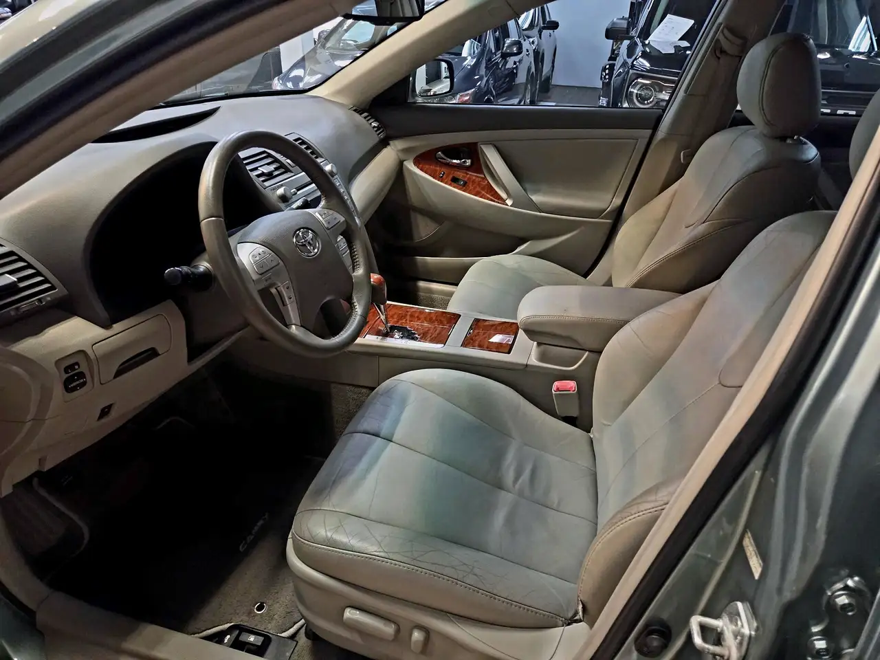 Toyota Camry снимка Toyota Camry