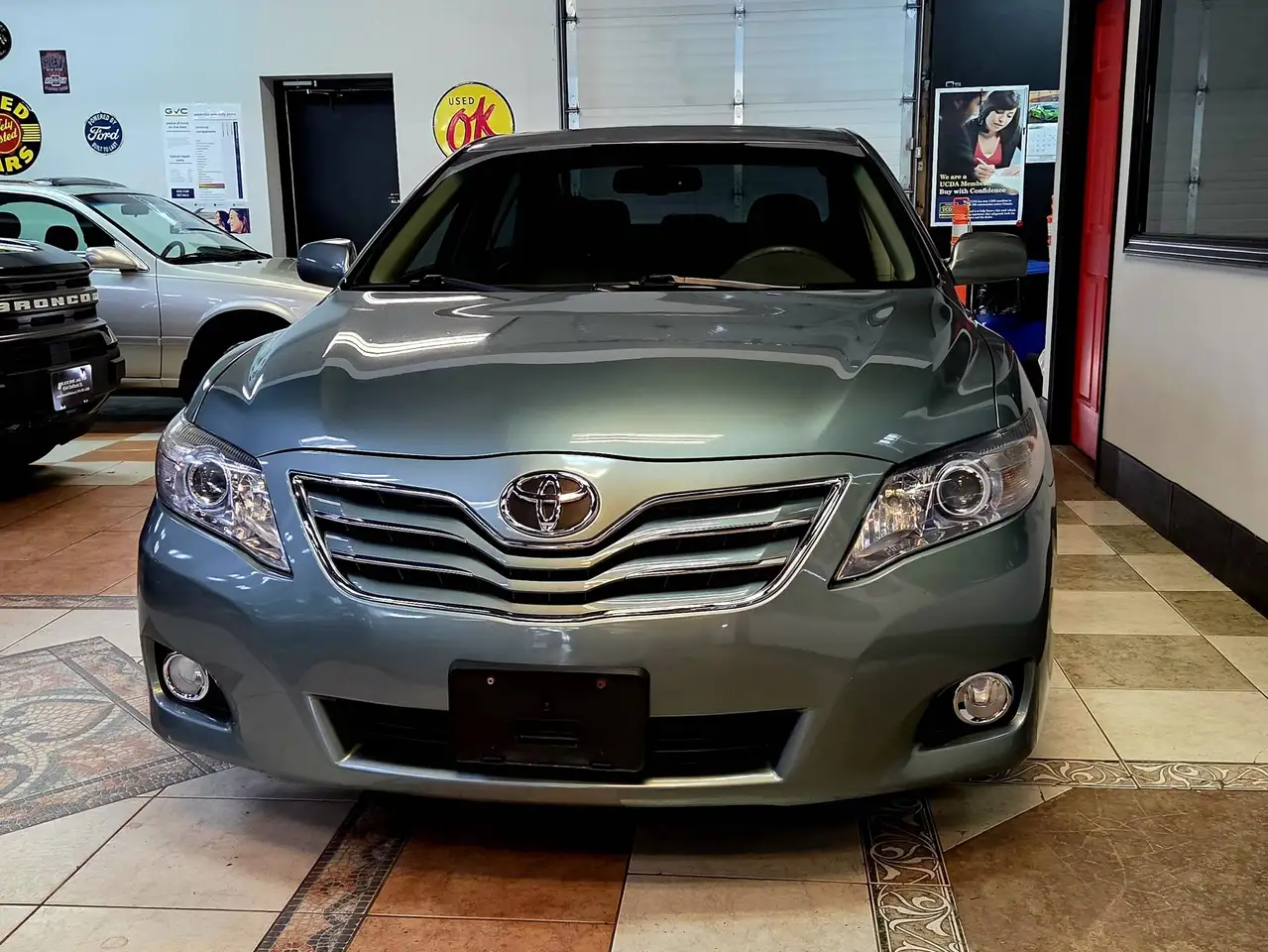 Toyota Camry снимка Toyota Camry