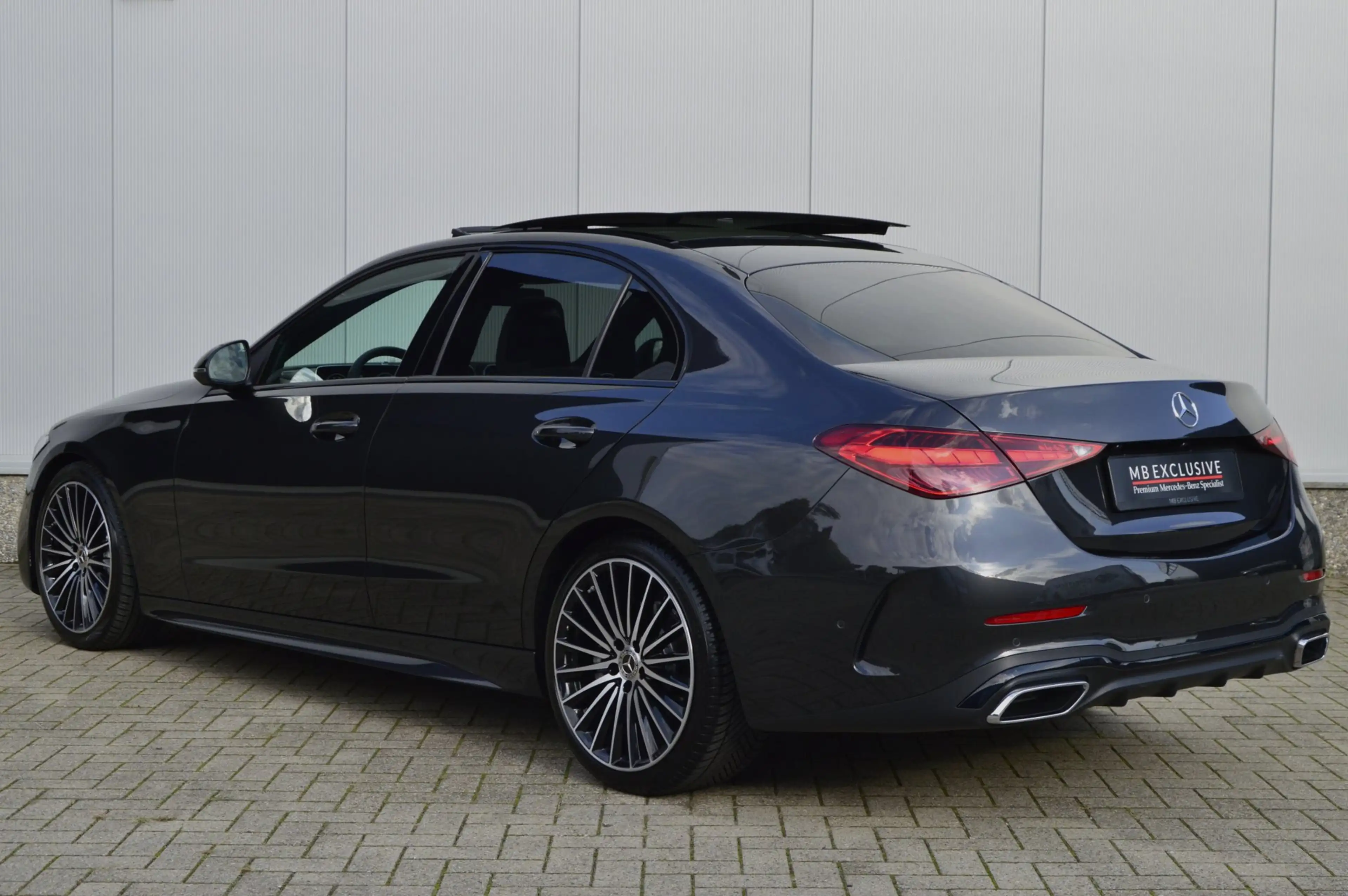 Mercedes-Benz C 200 AMG Line Launch Edition Night AUT9 2022 — photo 4
