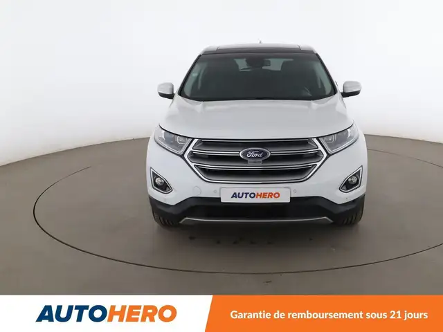 Ford Edge view 9