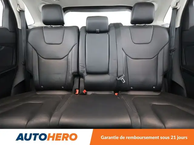 Ford Edge view 15