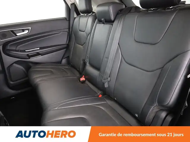 Ford Edge view 14