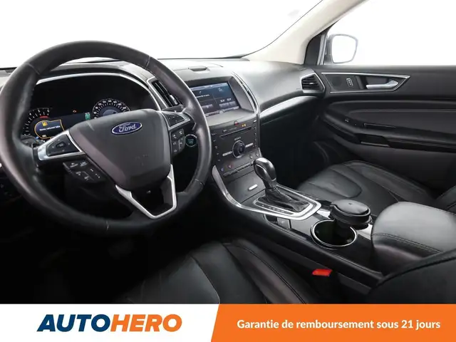Ford Edge view 11