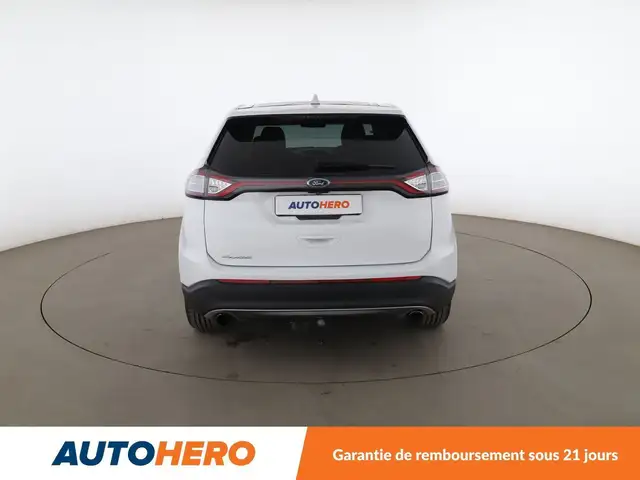 Ford Edge view 5