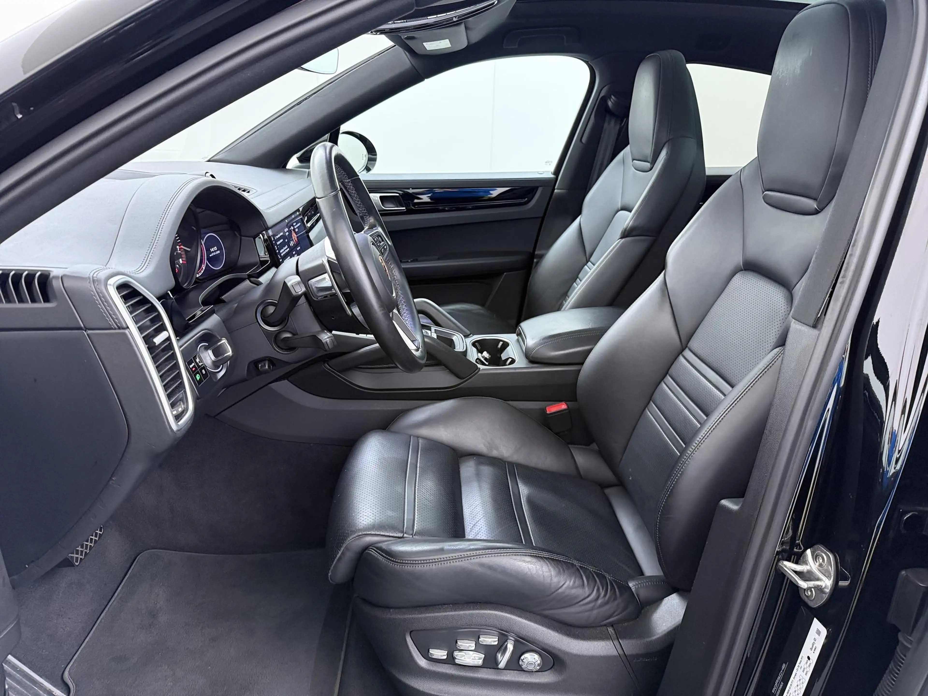 Porsche Cayenne Coupé 3.0 Panoramadak | Dealer onderhouden | Bose — photo 7