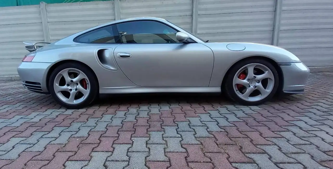 Porsche 911 Carrera 996 Coupe 3.6 Turbo Manuale, foto 1