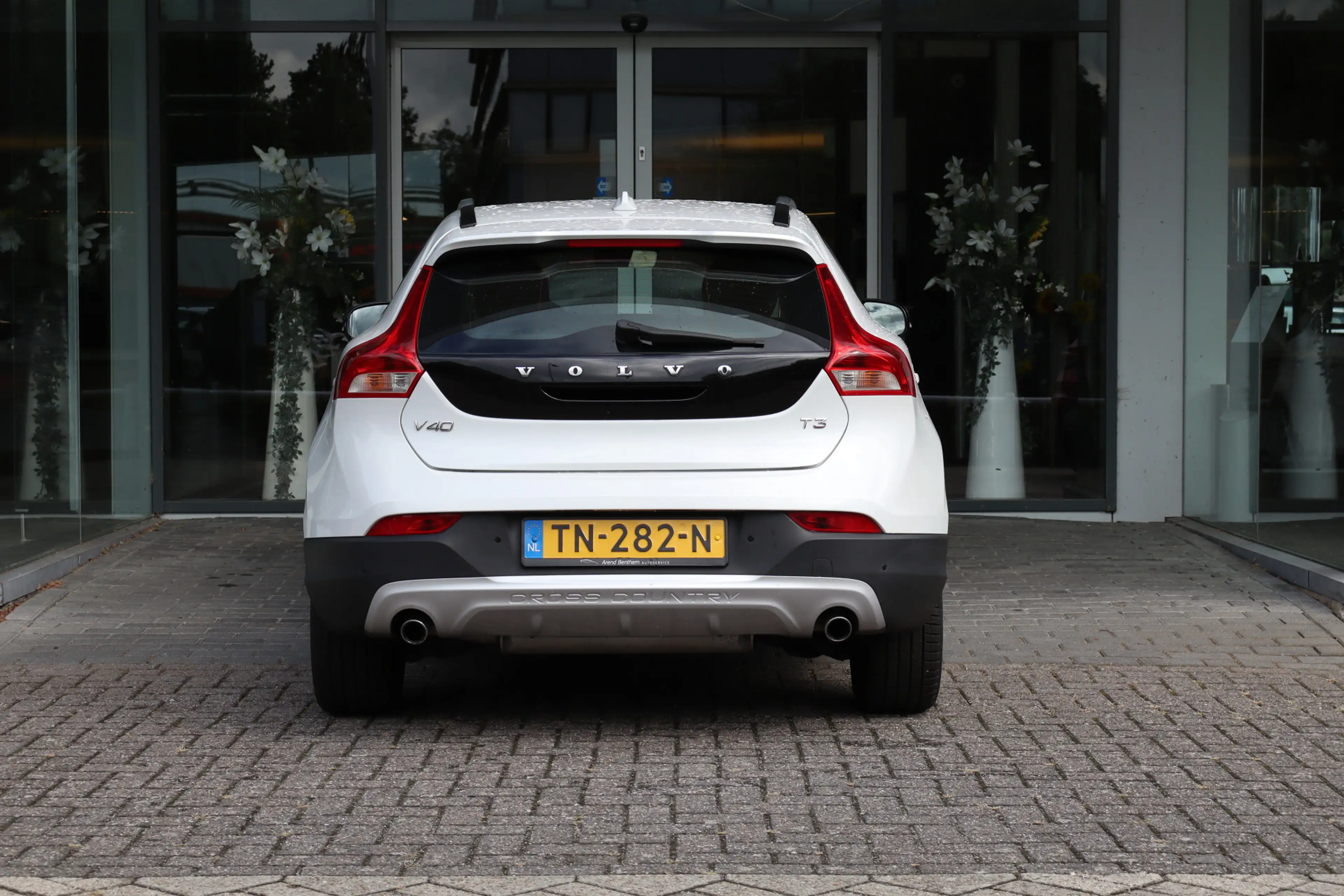 Volvo V40 Cross Country 1.5 T3 Dynamic Edition Navi / Led / Clima / Cruise — photo 8