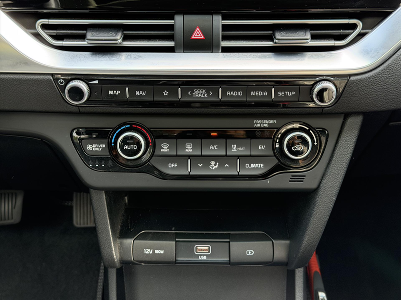 Kia e-Niro 64kWh 204pk Aut DynamicPlusLine l Trekhaak l — photo 22