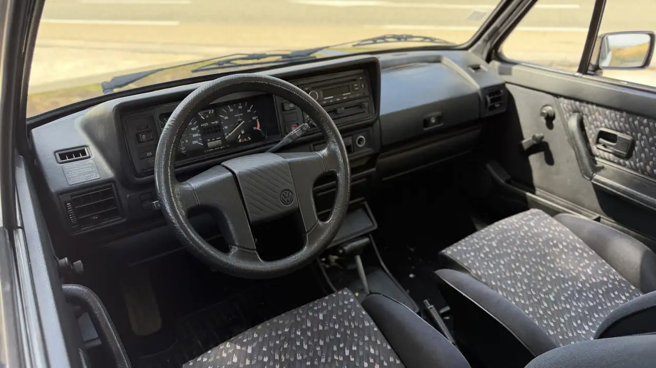 Volkswagen Golf Cabriolet 1.8 98ch Fashion Line, foto 9
