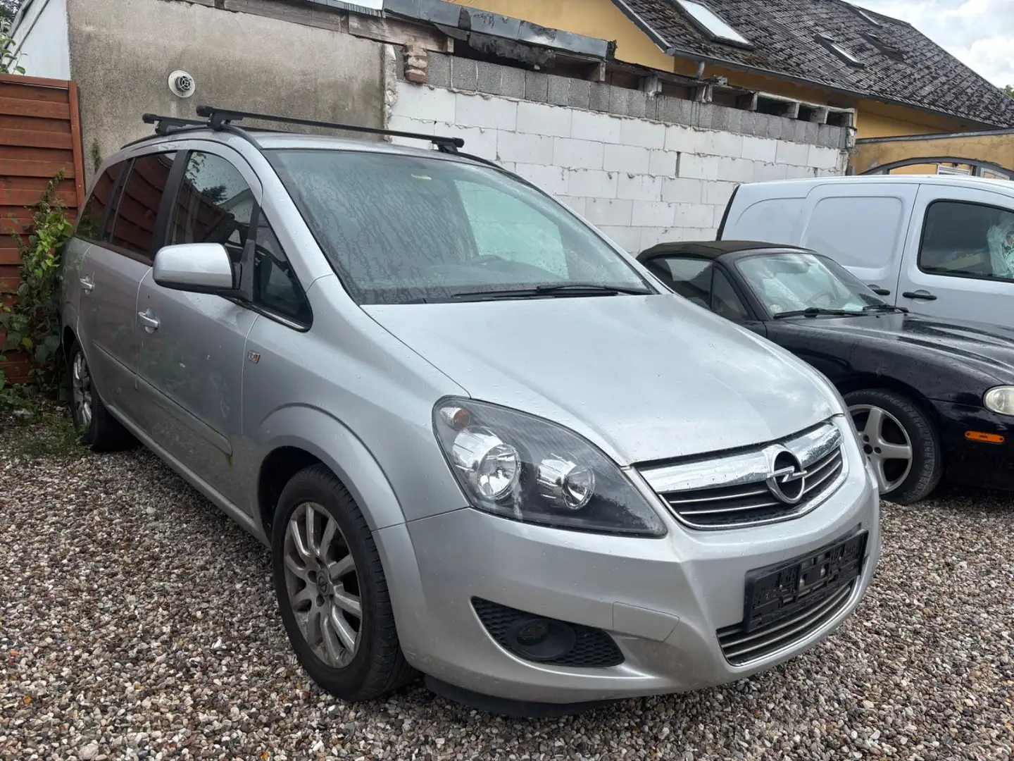 Opel Zafira B 1.6 Design Edition*Klima*7-Sitzer*PDC Silber - 1