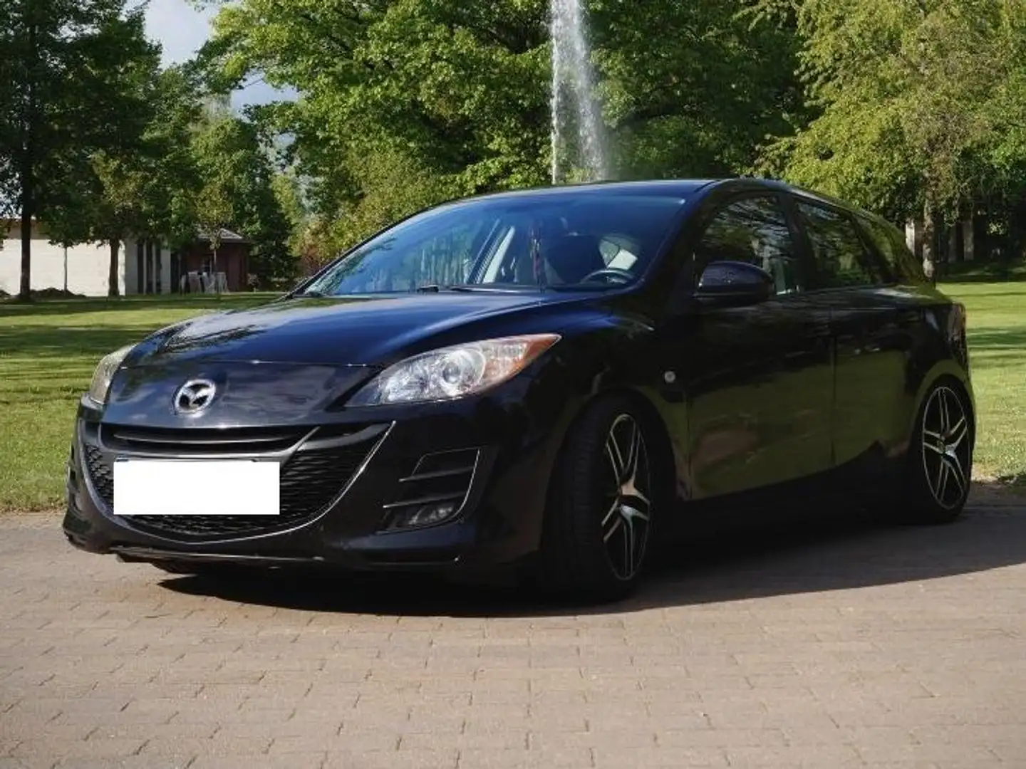 Mazda 3 3 1.6 MZR High-Line crna - 2