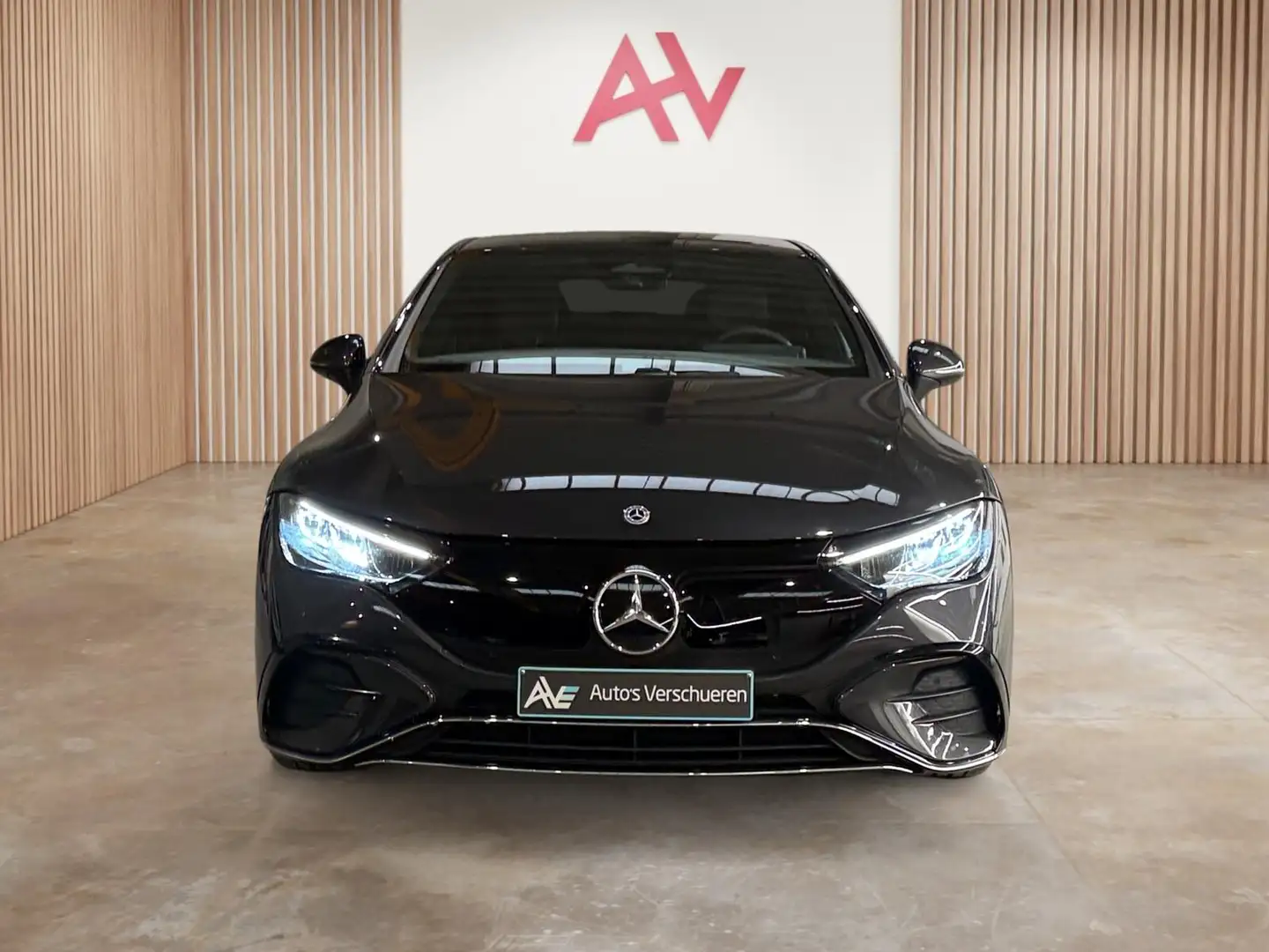 Mercedes-Benz EQE 300 AMG-Line ** AIRMATIC | Memory | Distronic Grey - 2