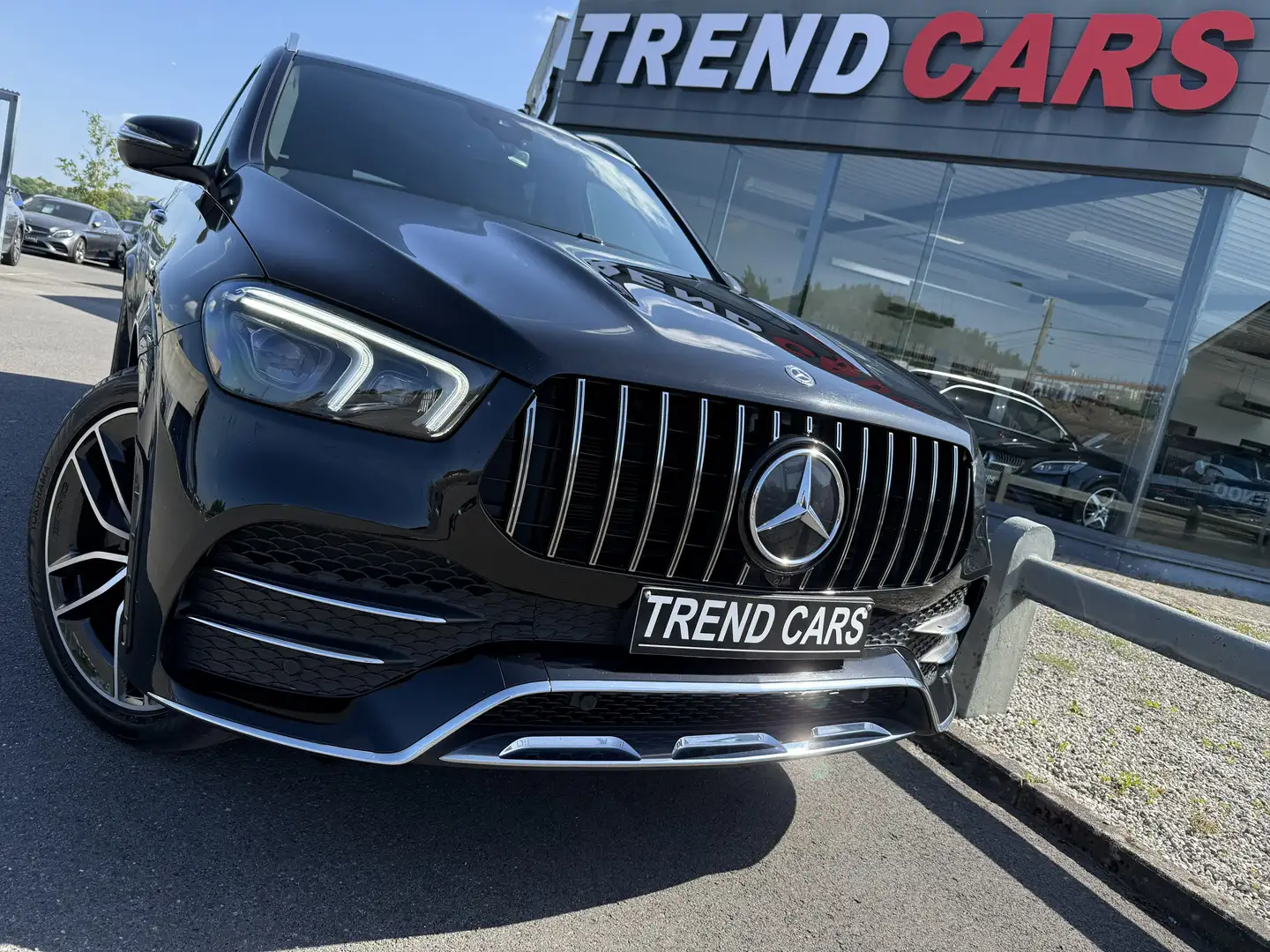 Mercedes-Benz GLE 300 d 4-Matic PACK-AMG PANO SUSP. PNEUMAT. BURM. CUIR Negru - 1