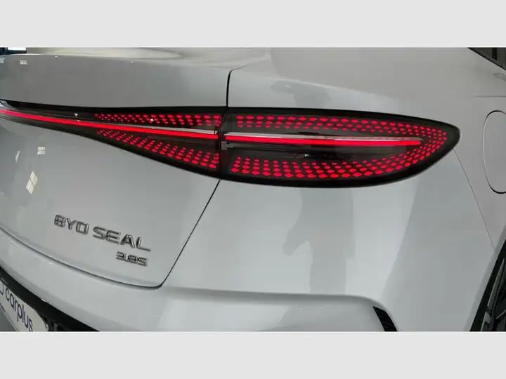 BYD Seal Excellence AWD 2025, foto 34