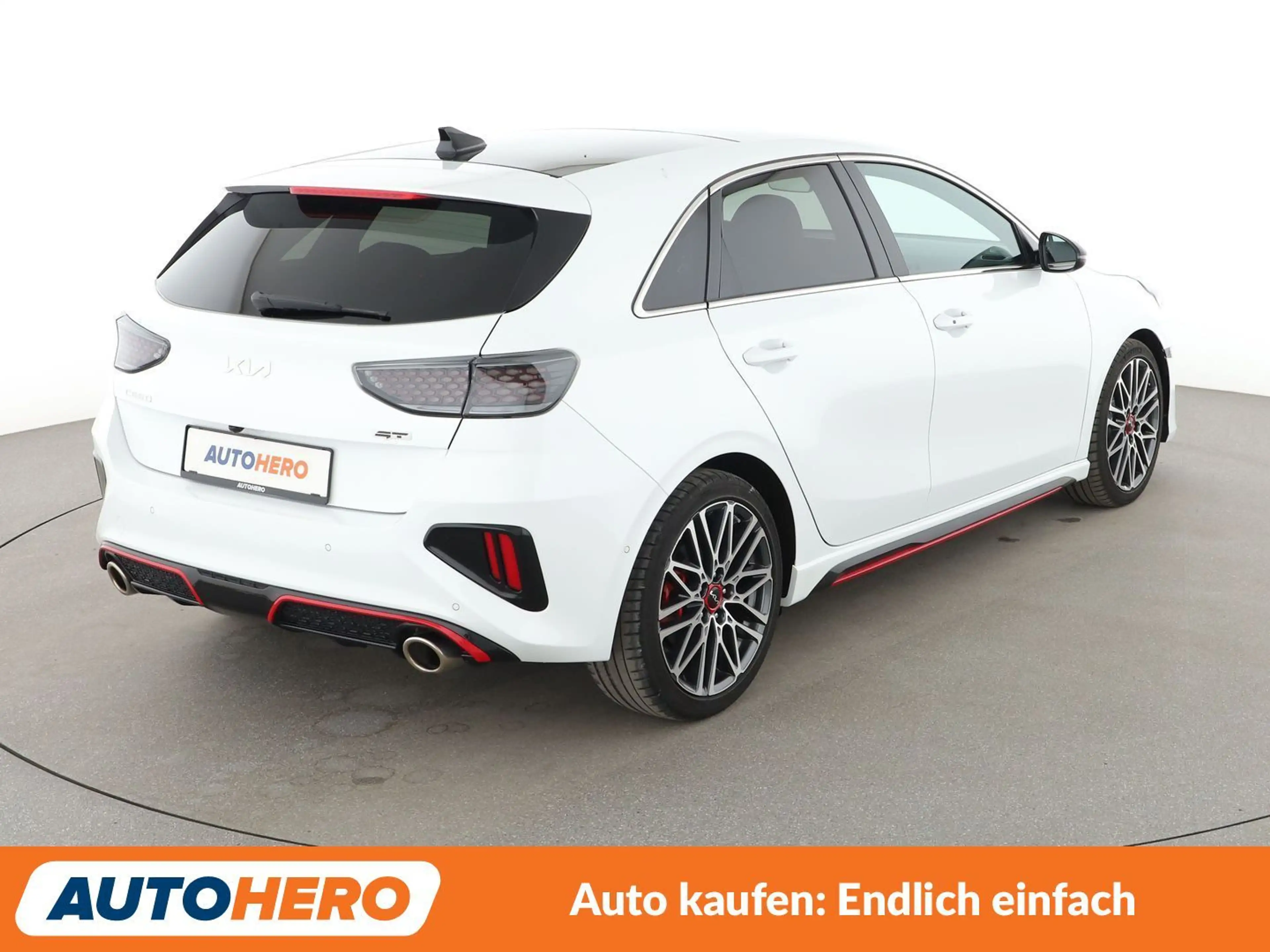 Kia Ceed / cee'd 1.6 TGDI GT Aut*NAVI*LED*ACC*CAM*PDC*SHZ* — photo 6