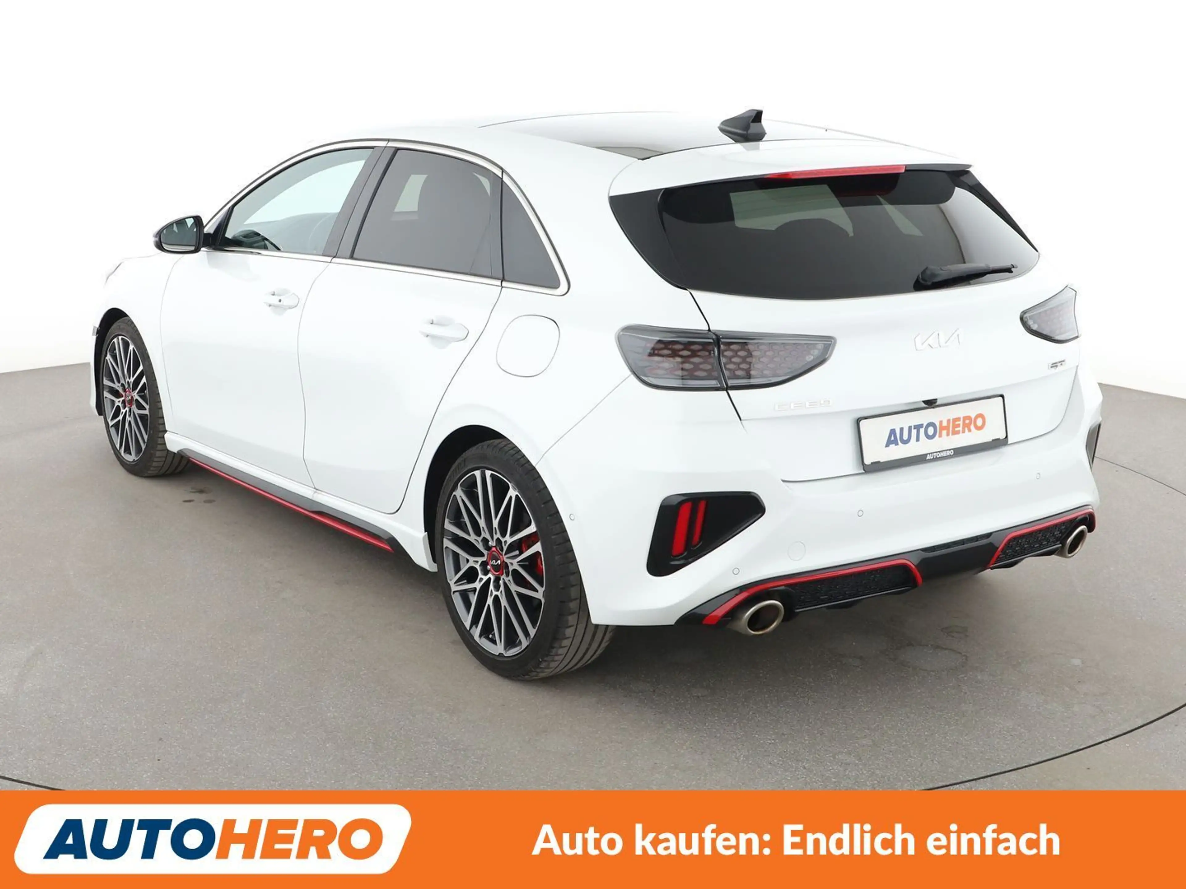 Kia Ceed / cee'd 1.6 TGDI GT Aut*NAVI*LED*ACC*CAM*PDC*SHZ* — photo 4