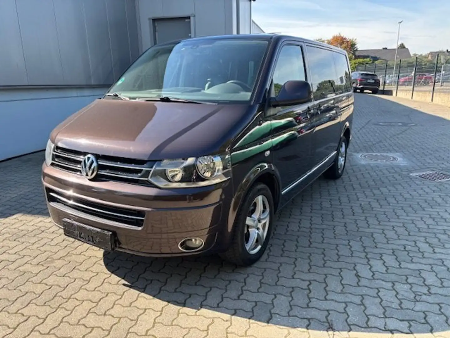 Volkswagen T5 Multivan Multivan DSG Highline Maro - 1