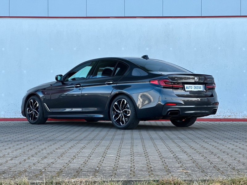 BMW 550 d xDrive Lim. — photo 2