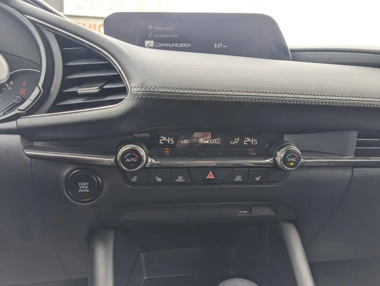 Mazda 3 снимка Mazda 3