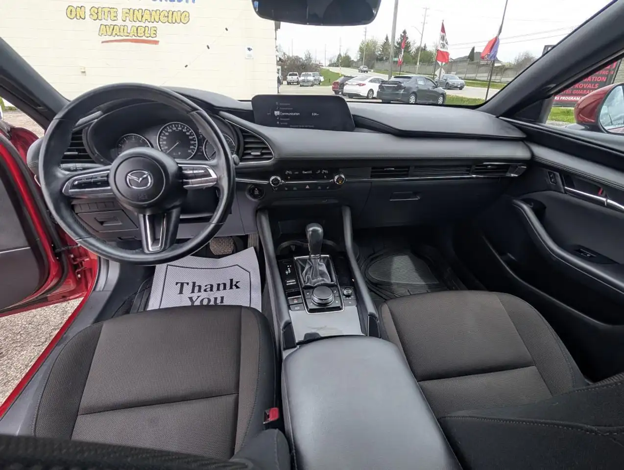 Mazda 3 снимка Mazda 3