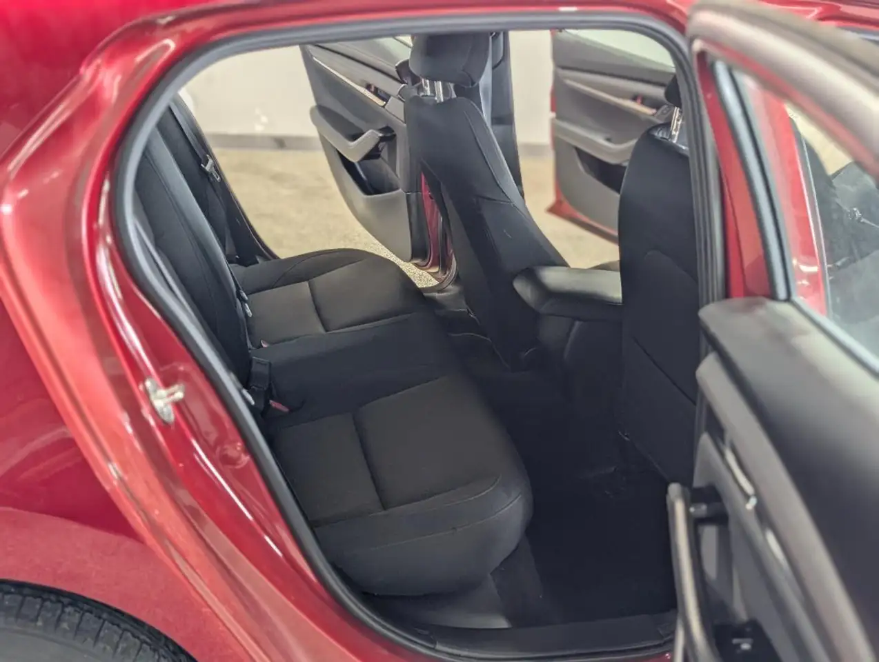 Mazda 3 снимка Mazda 3