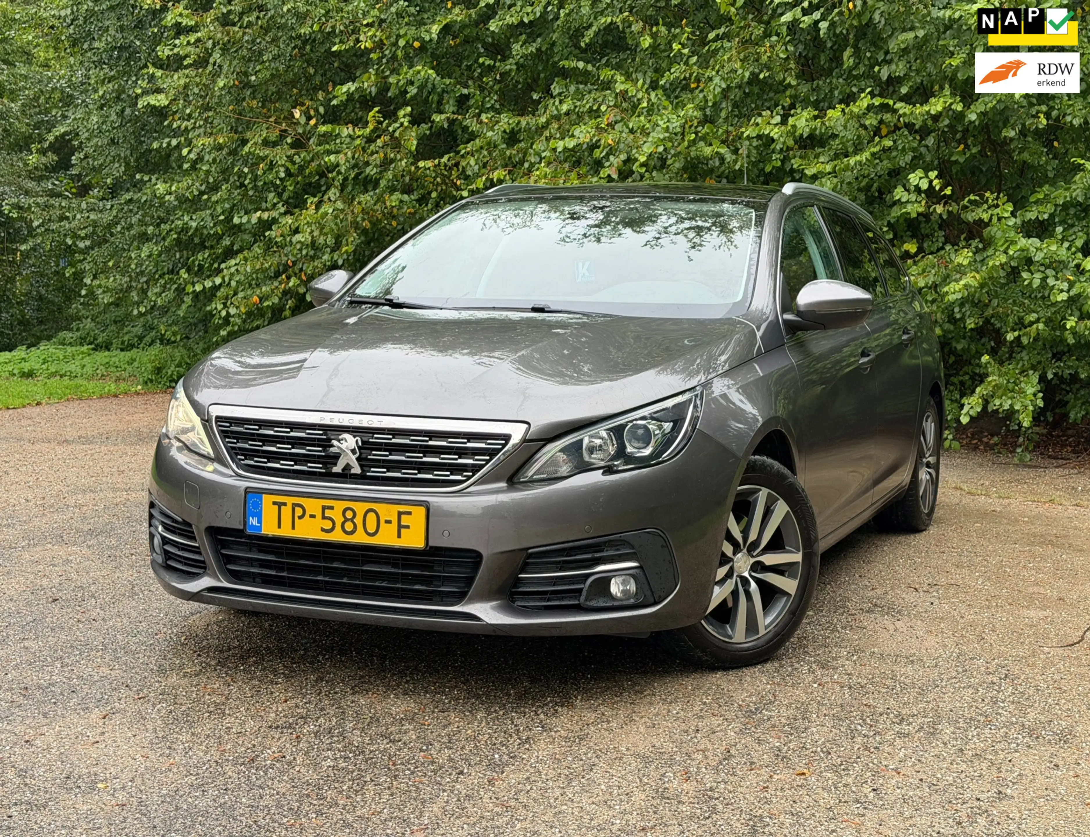 Peugeot 308 SW 1.2 PureTech Blue Lease Premium | Cruise contro