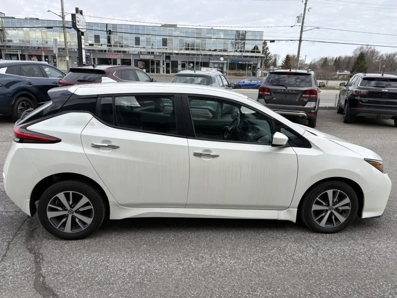 Nissan Leaf снимка Nissan Leaf