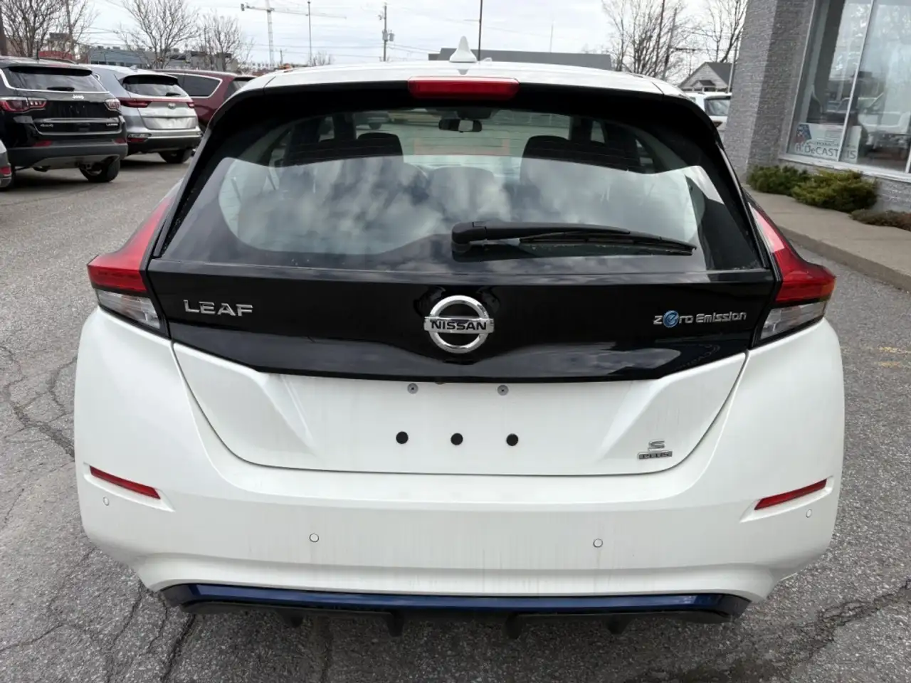 Nissan Leaf снимка Nissan Leaf